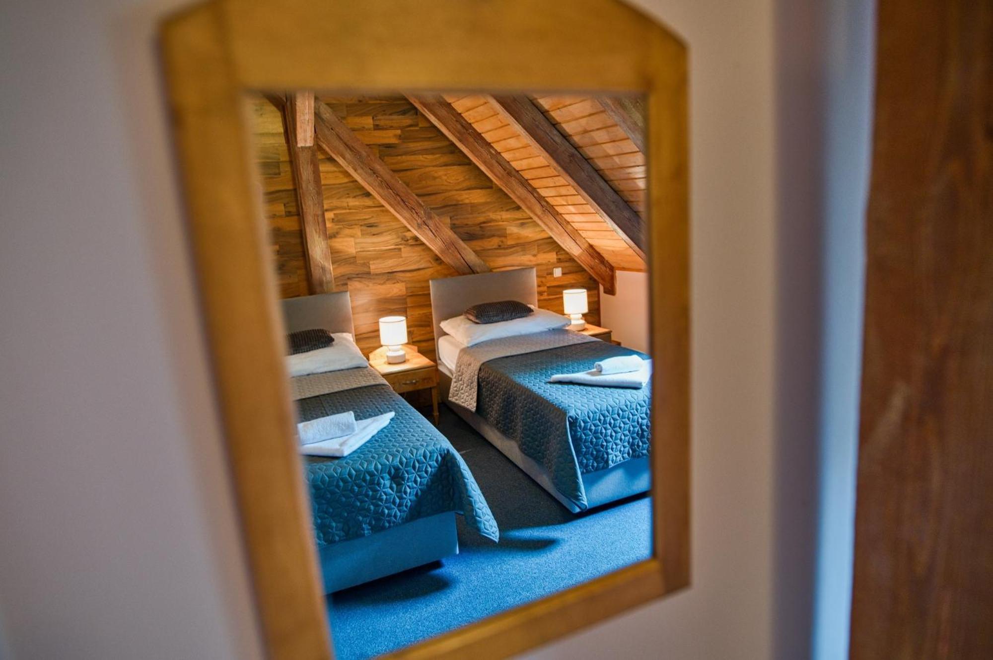 Hotel U Lipy Krusovice 외부 사진