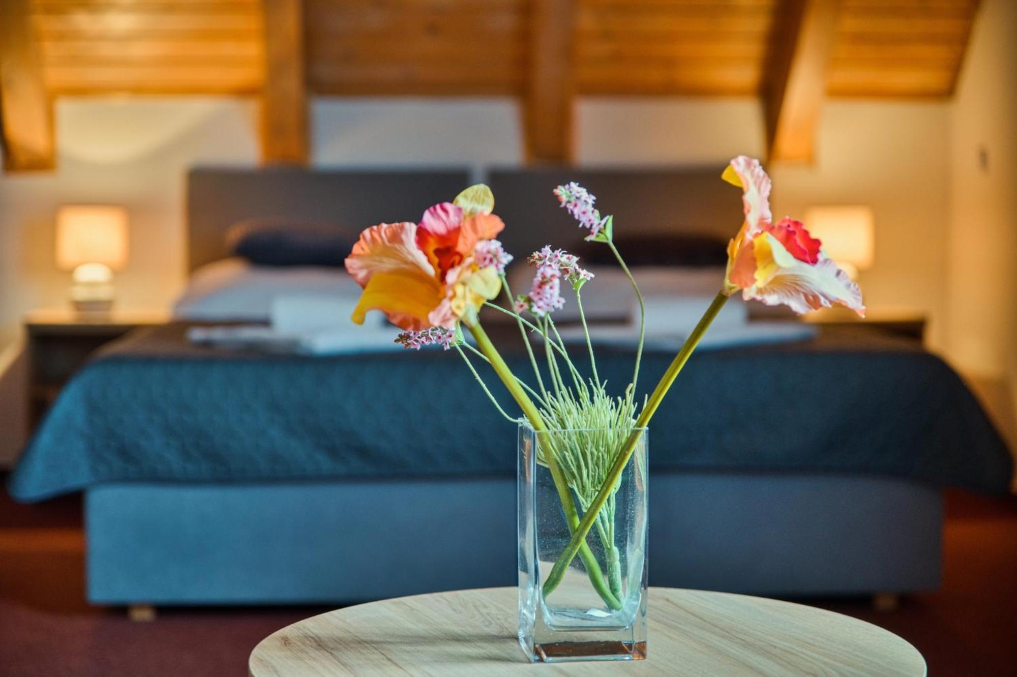 Hotel U Lipy Krusovice 외부 사진